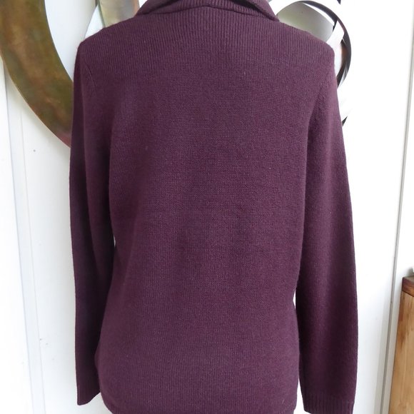 Stylish Plum Coloured Sweater, Size Med - Picture 2 of 2